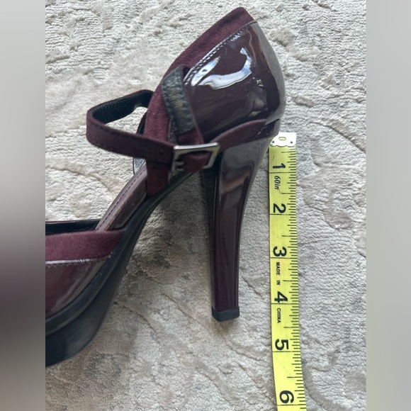 Tod’s Patent Leather D’Orsay Platform Pumps Maroon Suede Trim Size 39 EU 9 US - Picture 6 of 10